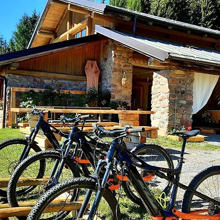 Chalet Chapeau Rar Castel Condino Εξωτερικό φωτογραφία