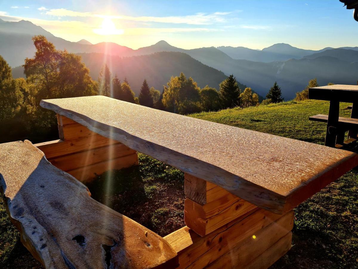 Chalet Chapeau Rar Castel Condino Εξωτερικό φωτογραφία