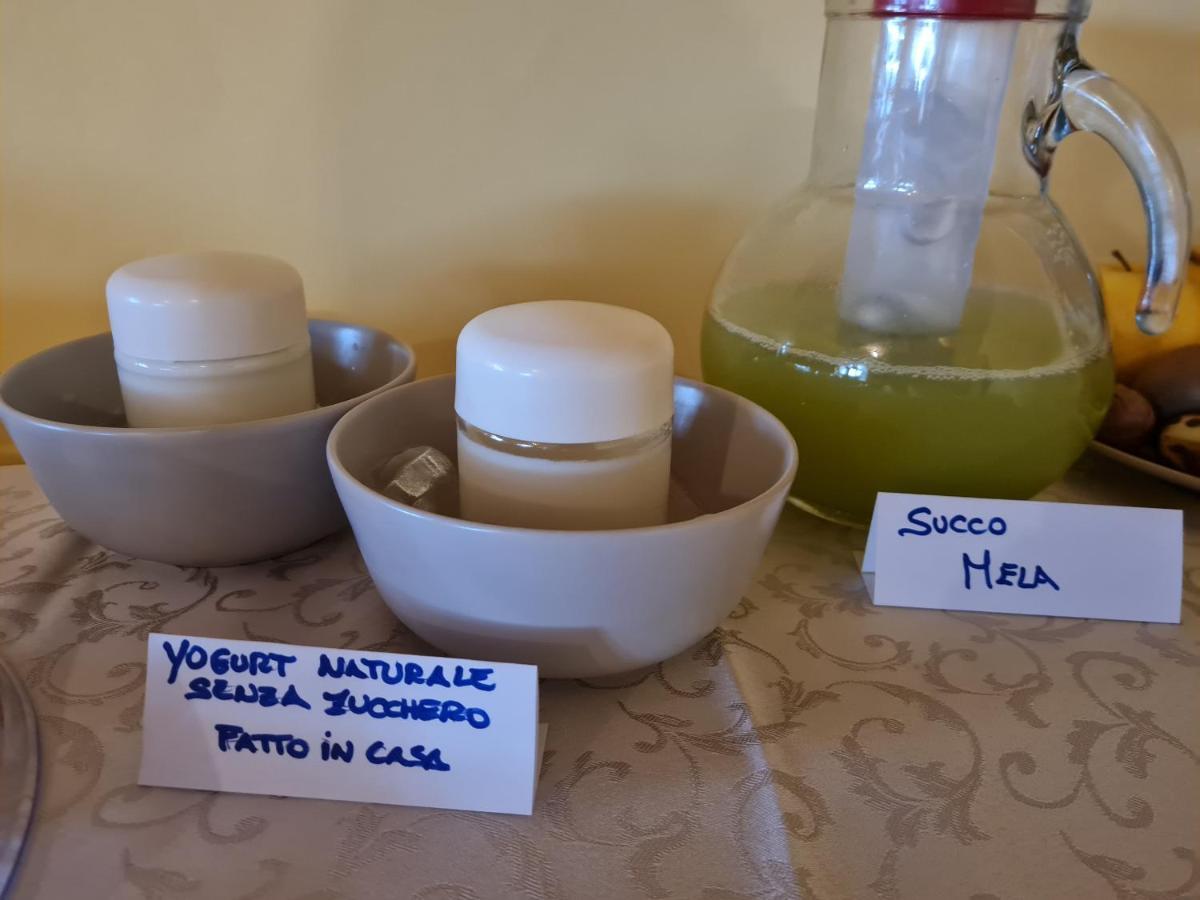 Chalet Chapeau Rar Castel Condino Εξωτερικό φωτογραφία