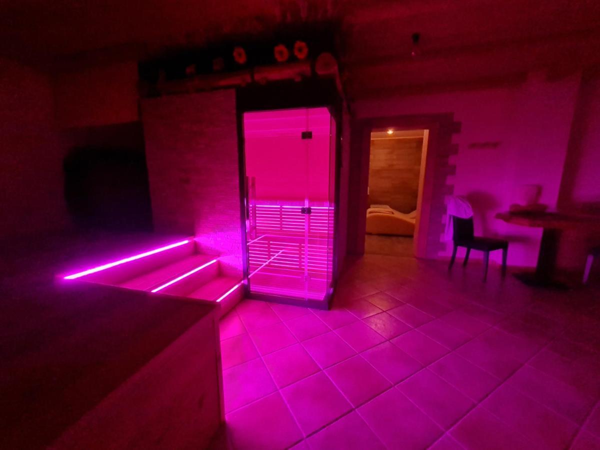 Chalet Chapeau Rar Castel Condino Εξωτερικό φωτογραφία