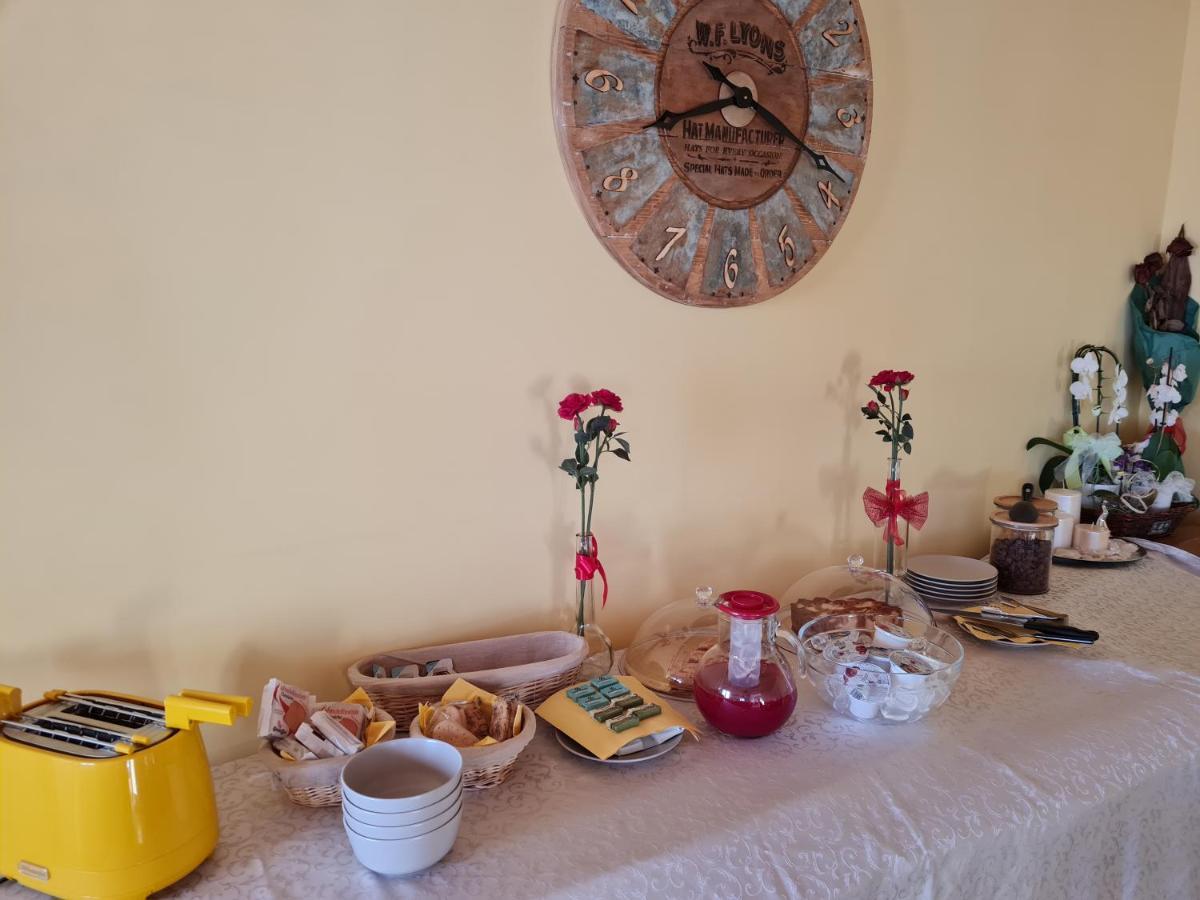 Chalet Chapeau Rar Castel Condino Εξωτερικό φωτογραφία